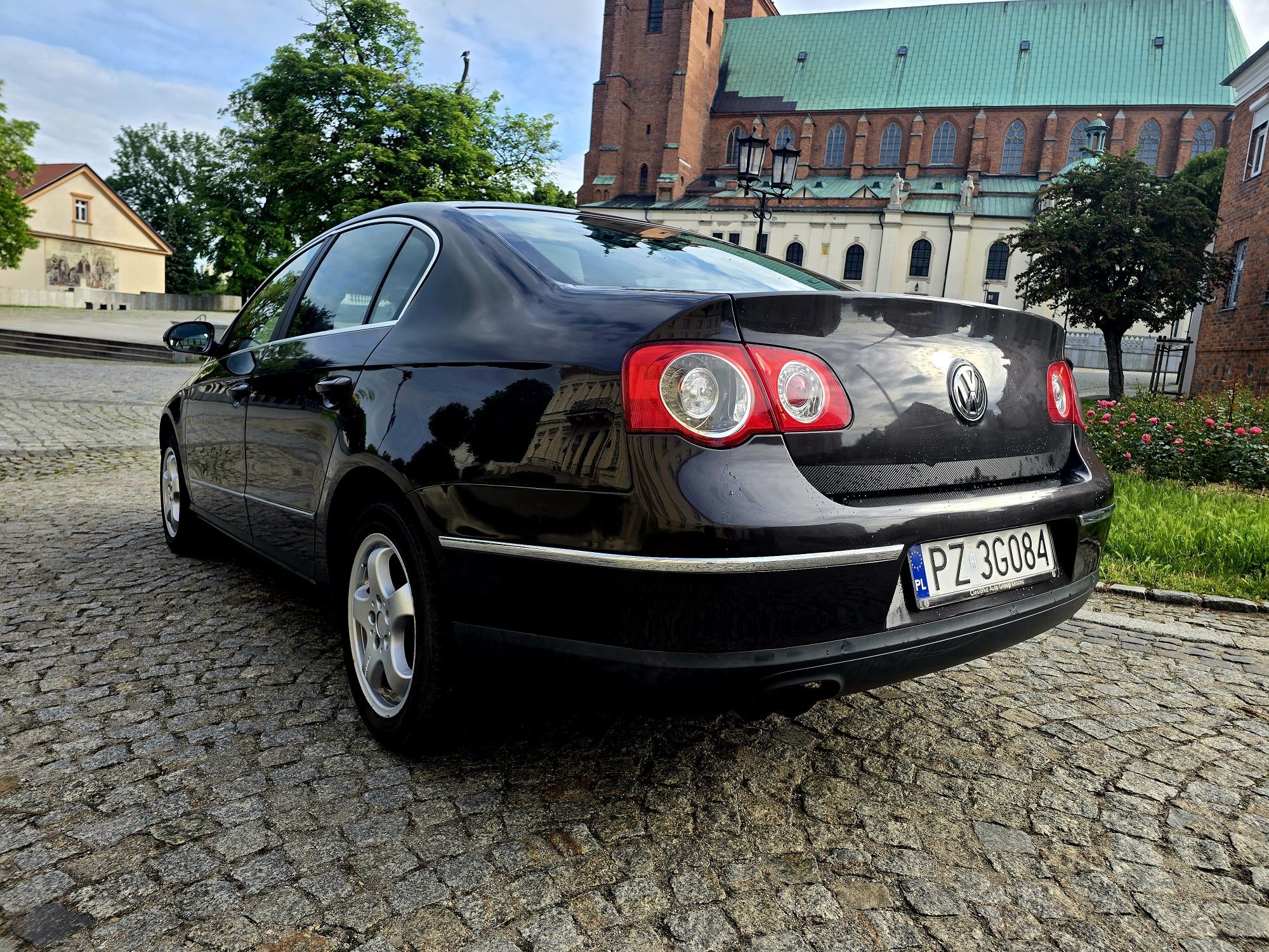 Zamiana VW Passat Sedan NaviXenonKlimatronicGrzaneFoteleKomputerAlu!
