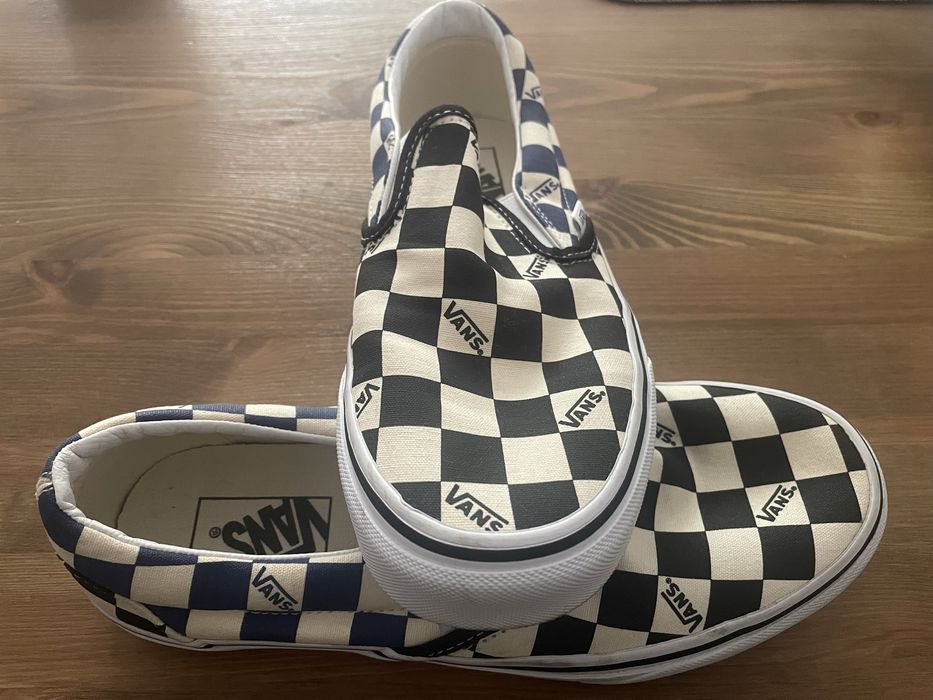 Tenis Vans preto branco azul T41