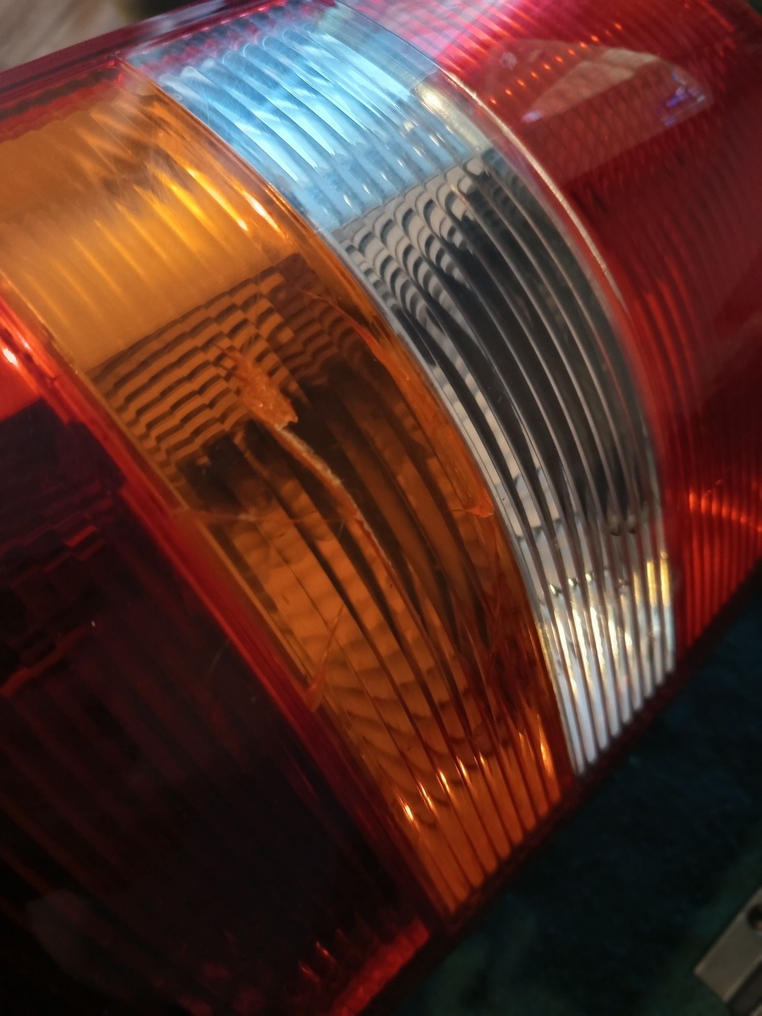 Lampy tył VW Transporter T5