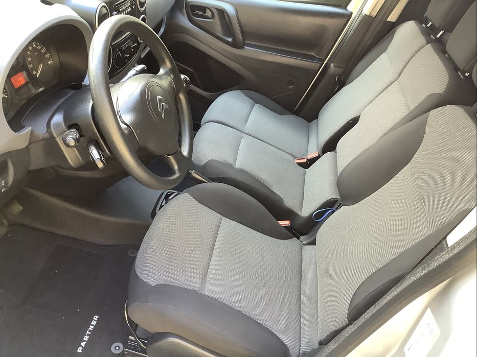 Berlingo 1.6 HDI 100 CV Cinza Prata 2017 Impecável