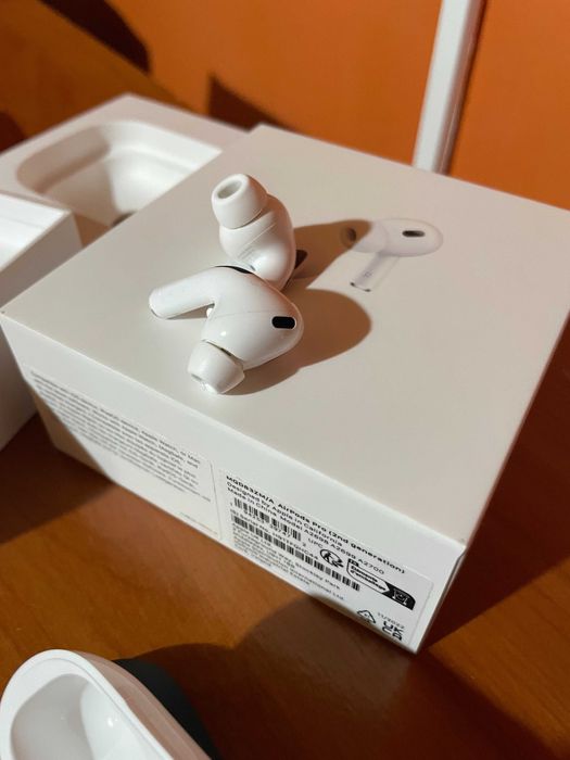 Apple AirPods Pro 2 (Gen 2)