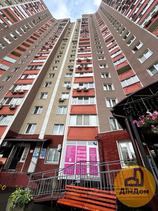 ГЕНЕРАТОР! Продаж 3к квартира вулиця Урлівська 30. БЕЗ КОМІСІЇ