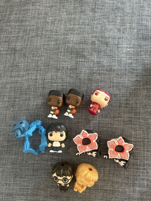 Kinder joy, stranger  things e harry potter