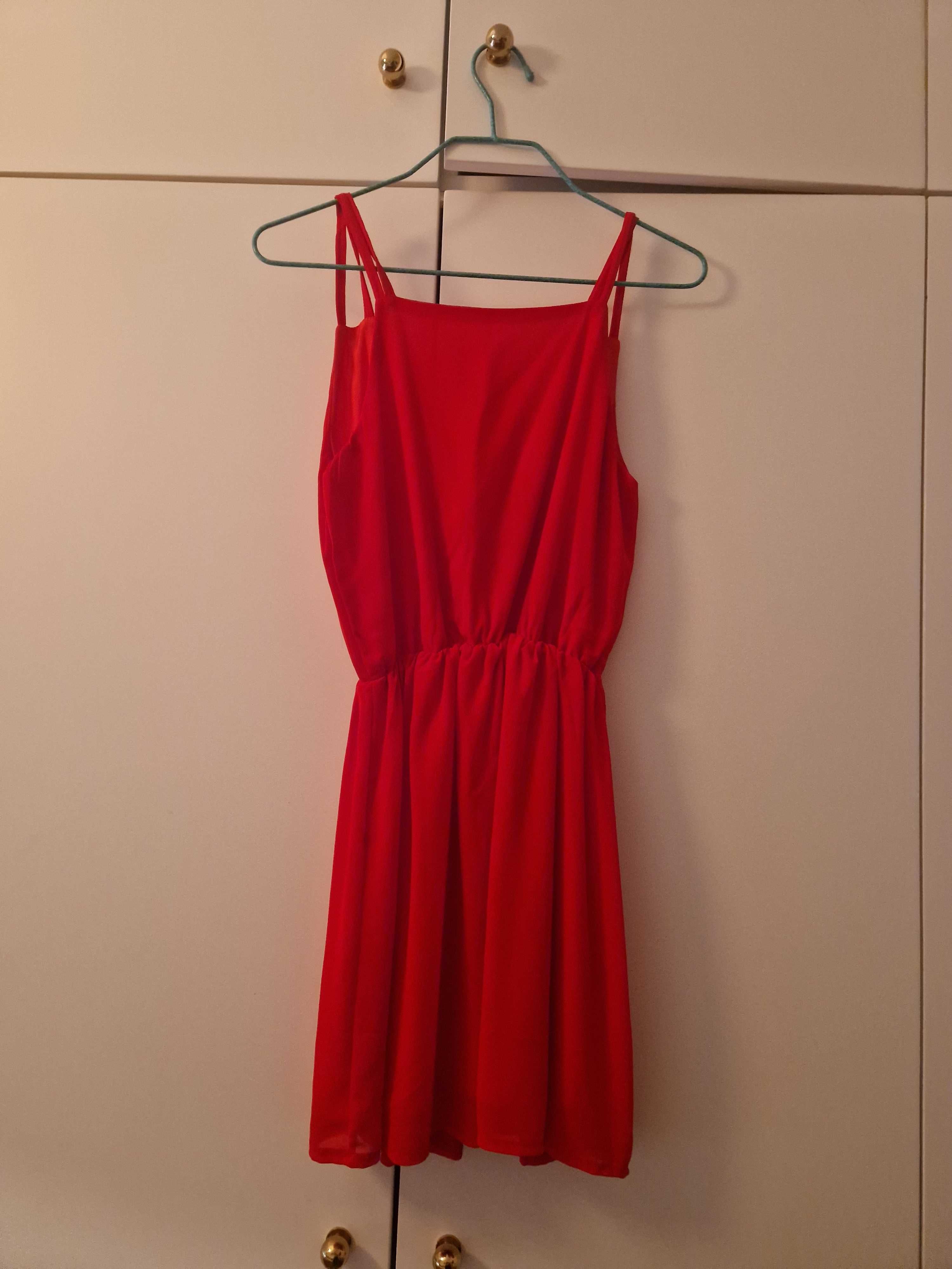 Vestido curto vermelho