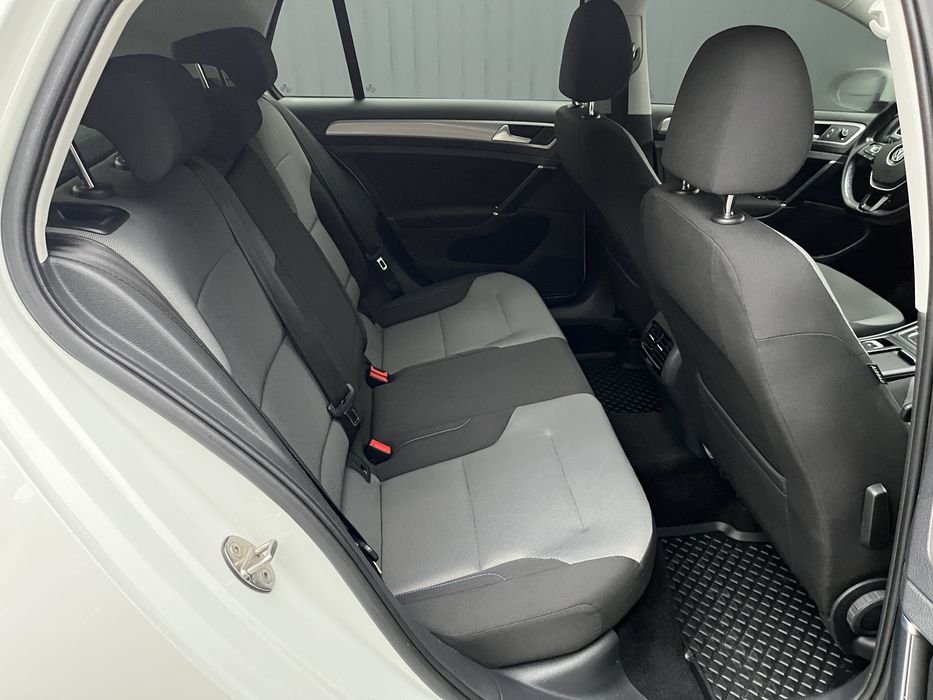 Продам авто  e-golf