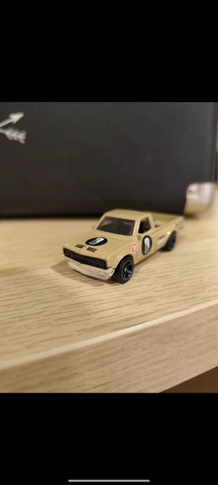 Datsun 610 Hot Whells