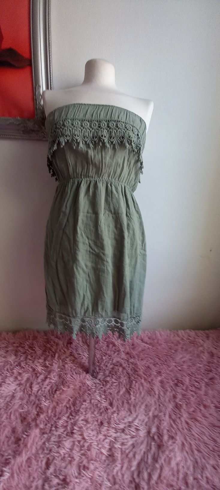 Khaki sukienka boho bez ramiączek, krótka koronką. Myhalys XS
