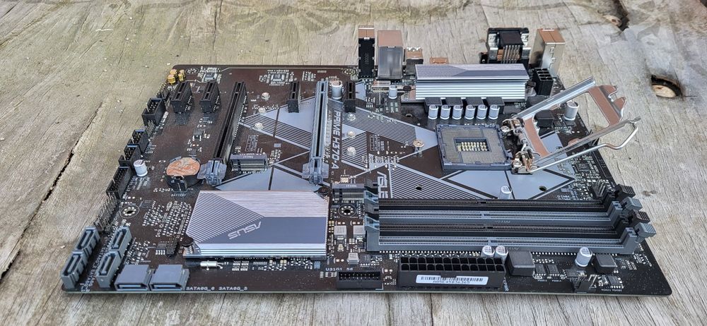 Материнська плата Asus Prime H370-A (s1151, Intel H370, PCI-Ex16)
