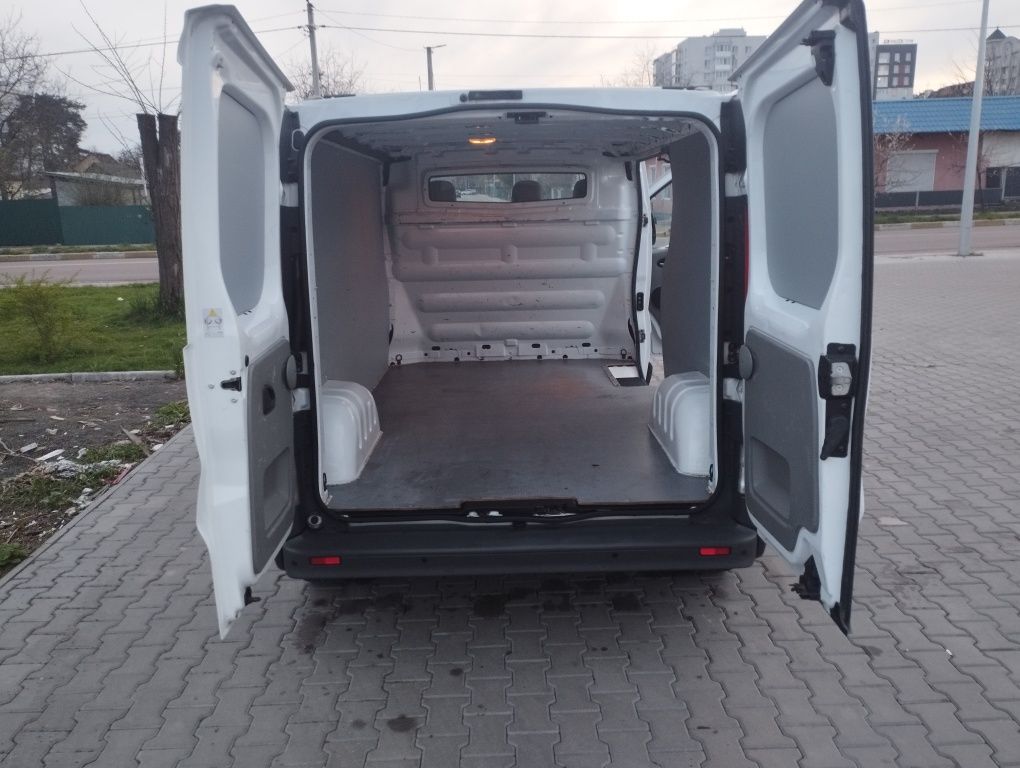 Opel Vivaro 2013