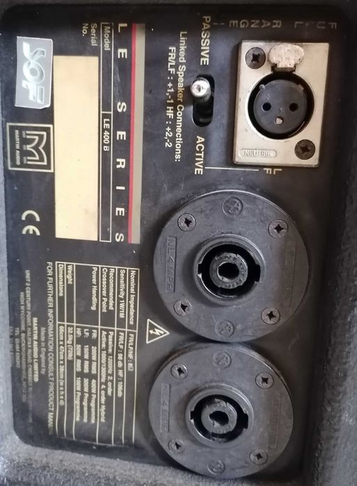 Monitores Martin Audio  LE400