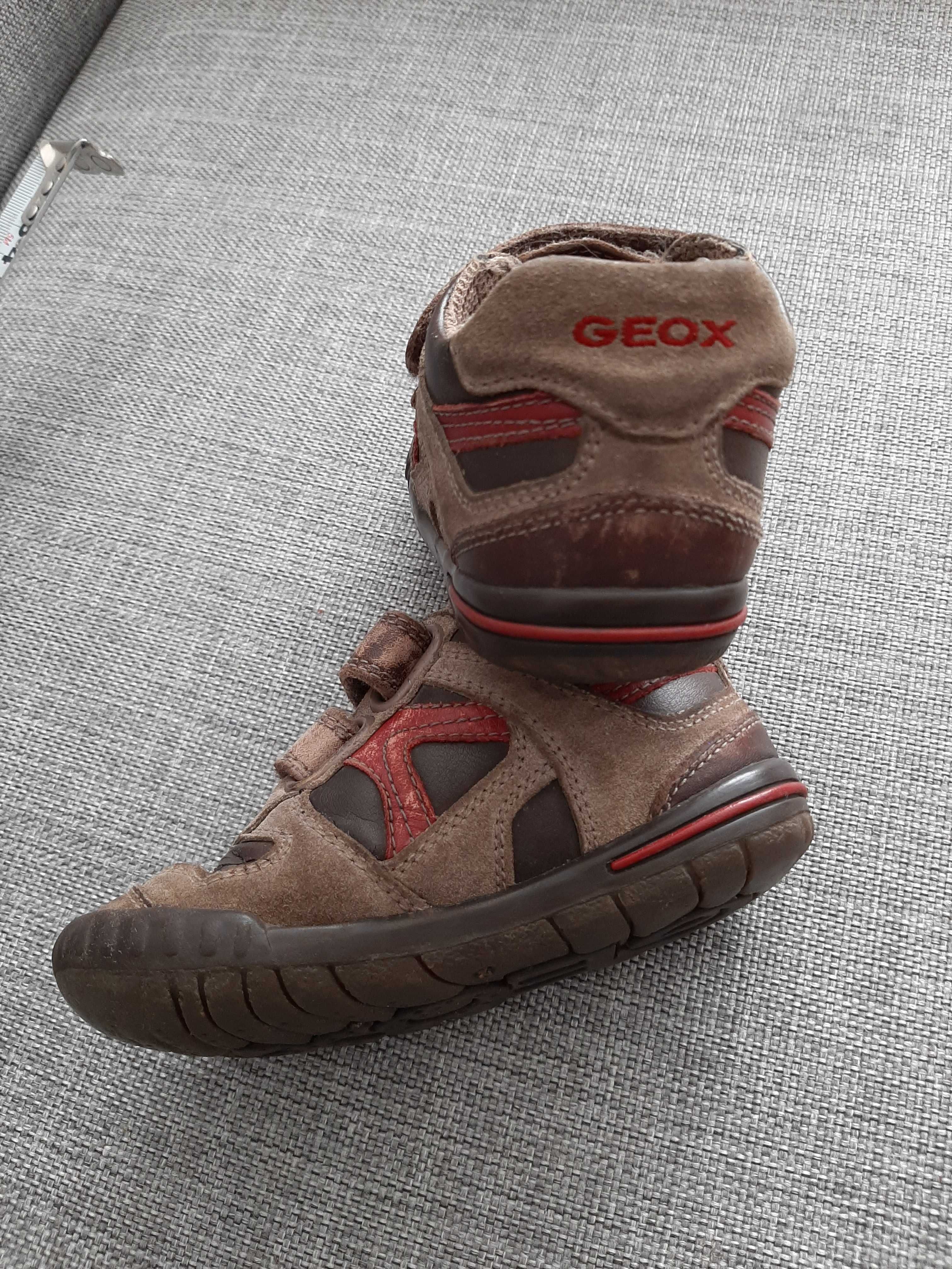 Ботинки,кроссовки,кожаные Geox
