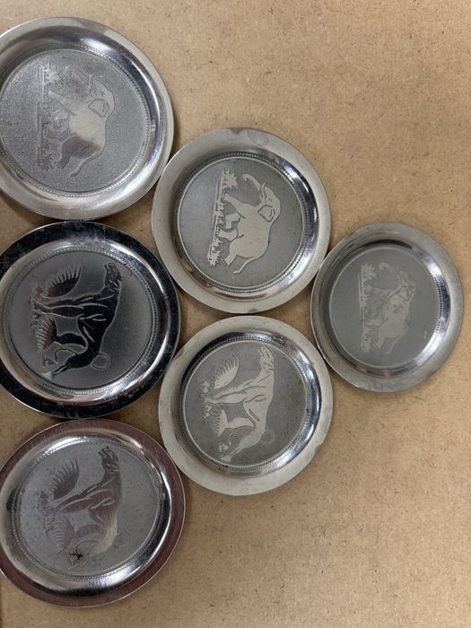 Podstawki pod kieliszki lata 60 stal platerowana