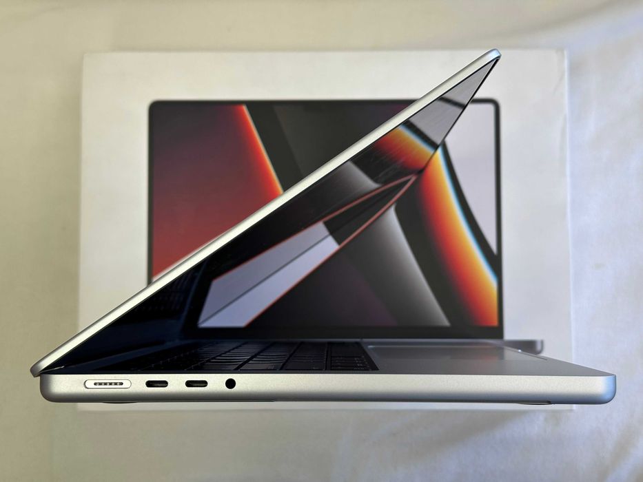 MacBook Pro 14.2”. 202 M1 Pro(2021), 16RAM/500Gb SSD , ІДЕАЛ - Silver