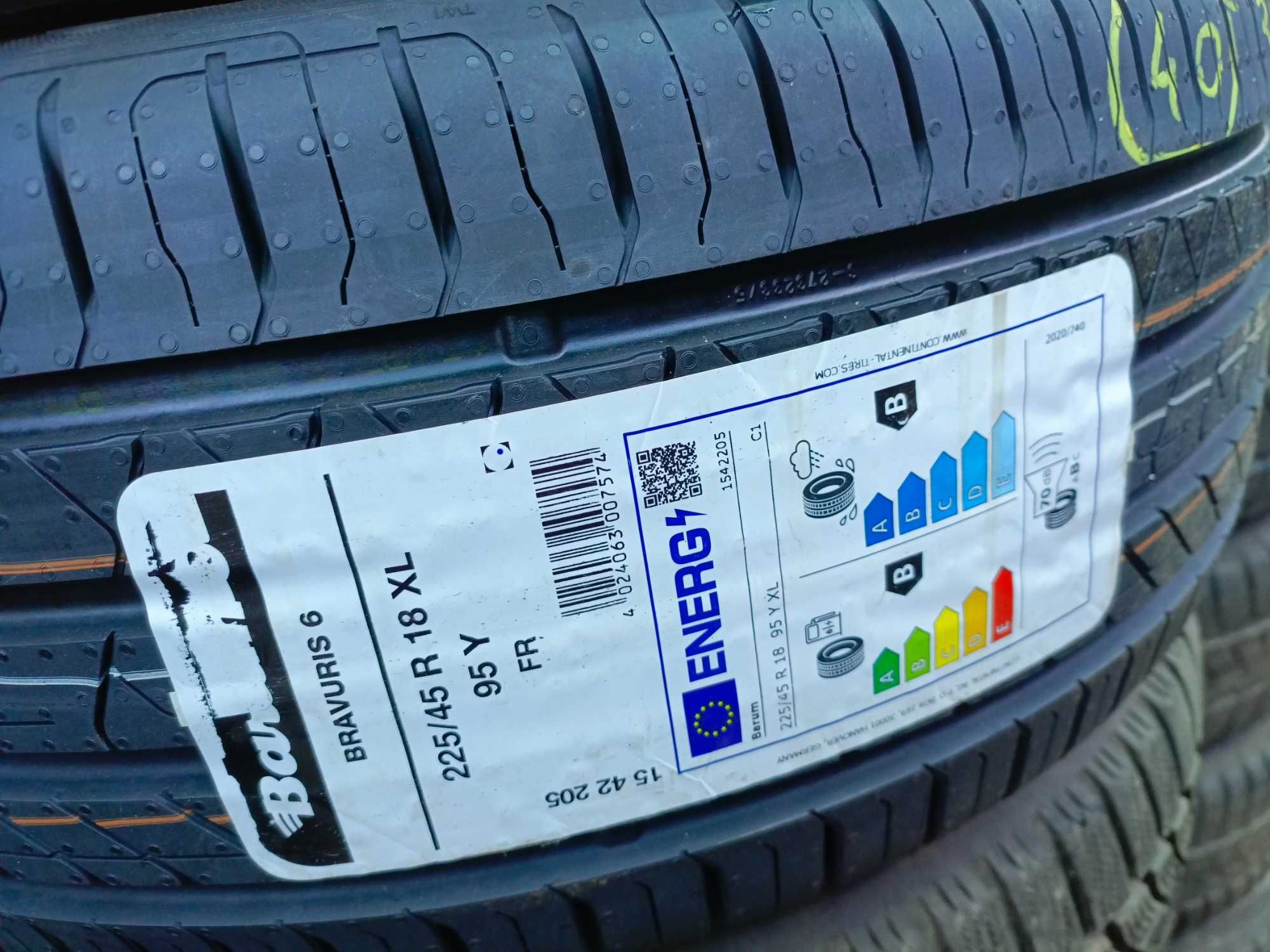 Nowe opony letnie 225/45/18 Barum 2025r 8 sztuki