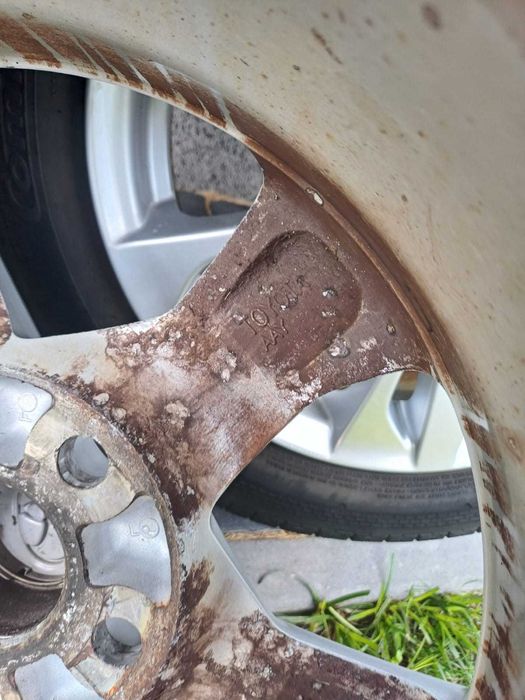 Komplet felg aluminiowych Toyota Auris II 13/18 16 cali