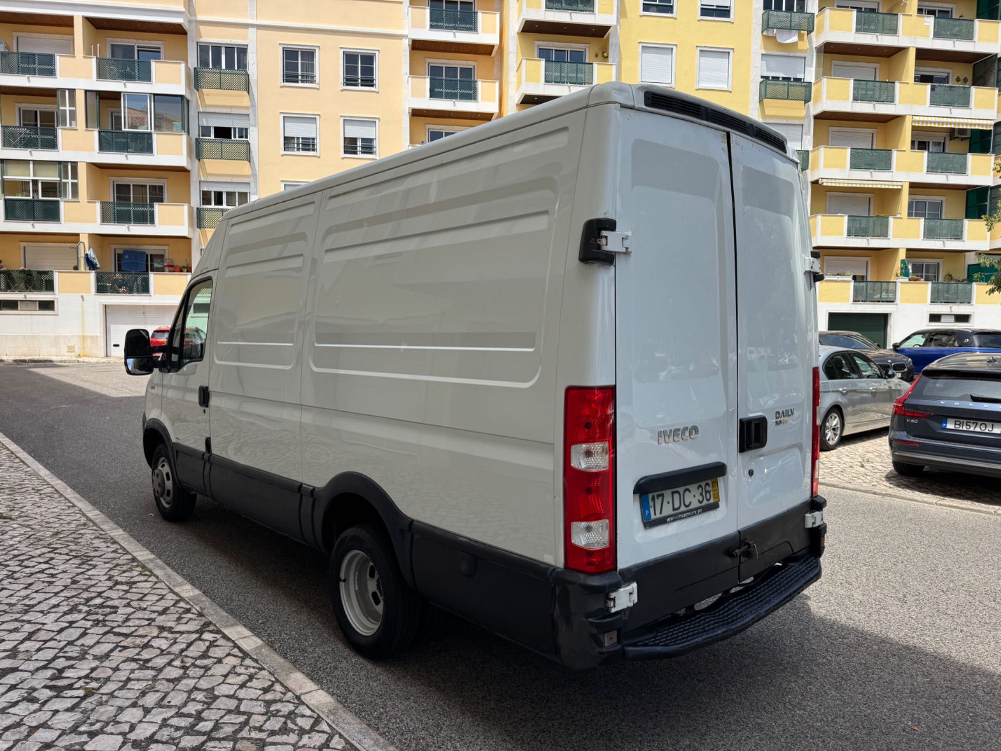 Iveco Daily 3.0 diesel 145 CV Nacional ( apenas 124.100 km )