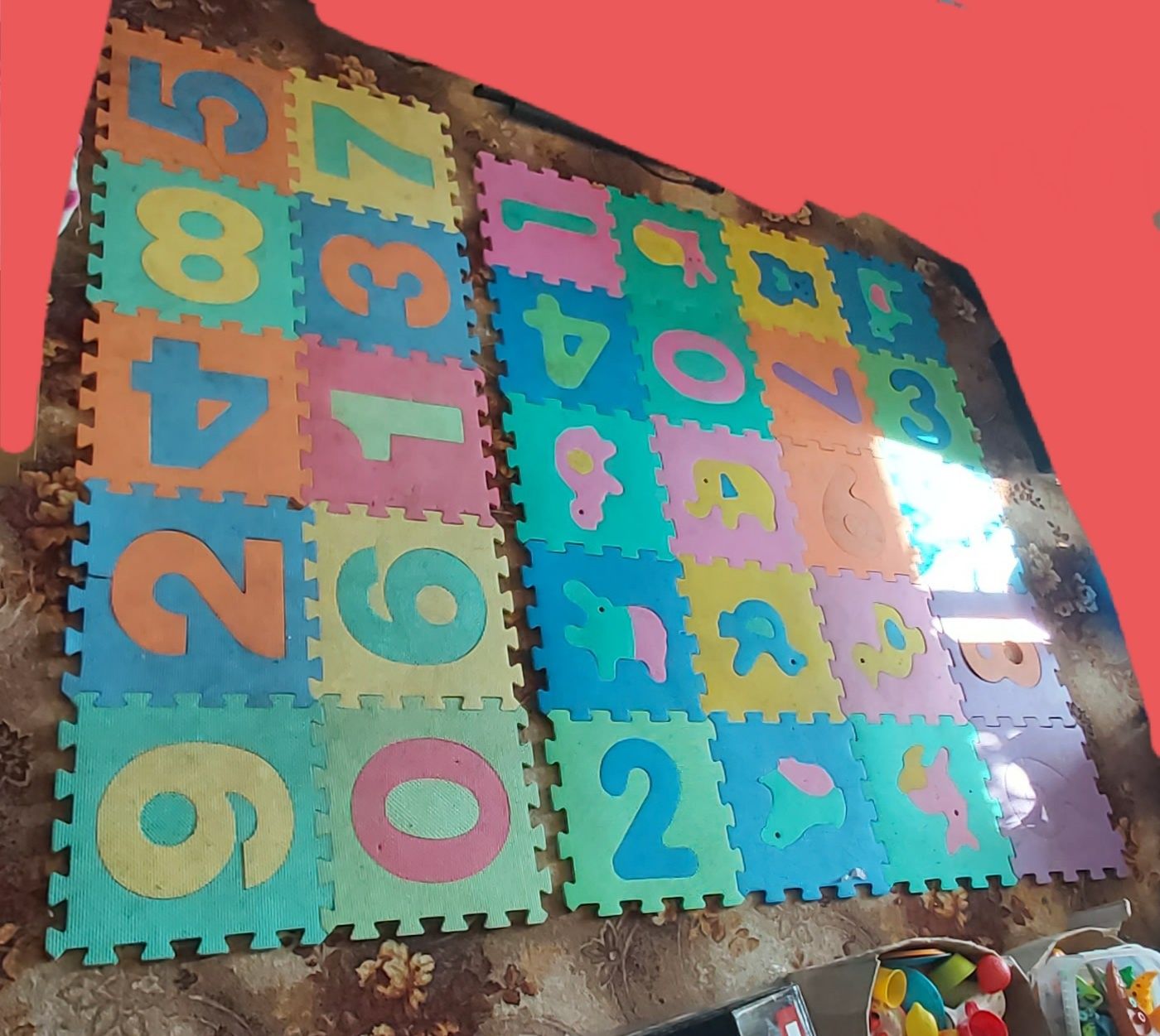 Puzzle piankowe dla dzieci 30szt. Pierwsze cyferki i zwierzątka