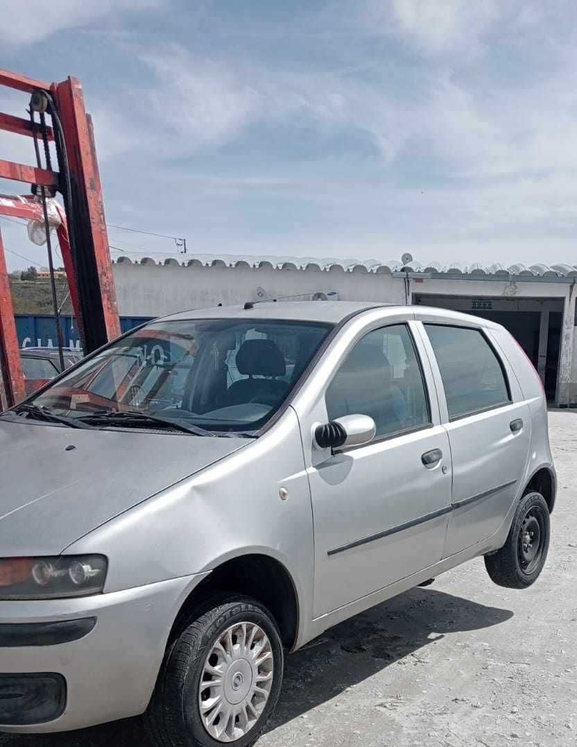 Para peças Fiat Punto II 1.2 16V ano 2000