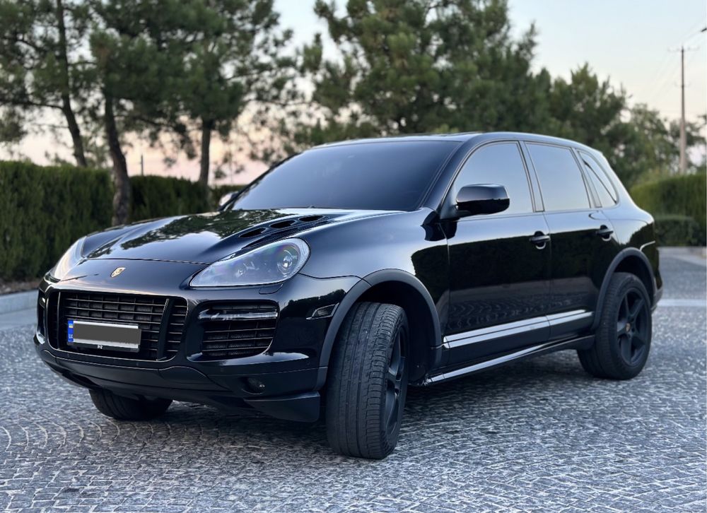 Продам авто Porsche Cayenne Turbo (957)