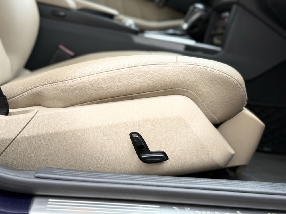 Mercedes-Benz E 220 CDi Avantgarde BlueEfficiency Auto.