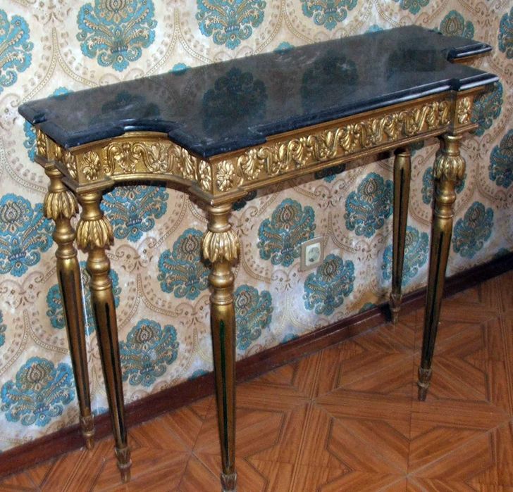 Móvel de entrada (vintage)