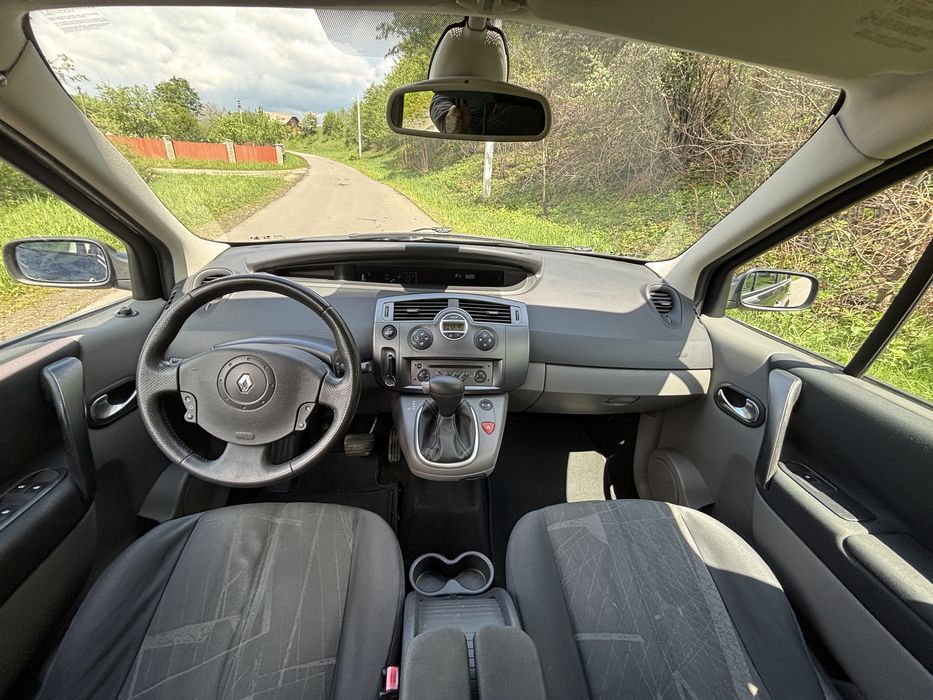 Renault Scenic Автомат 1,6 бензин