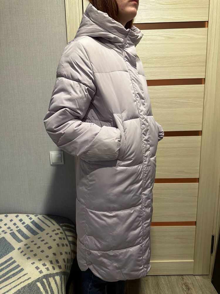 Тепле, зимове пальто бузкового кольору