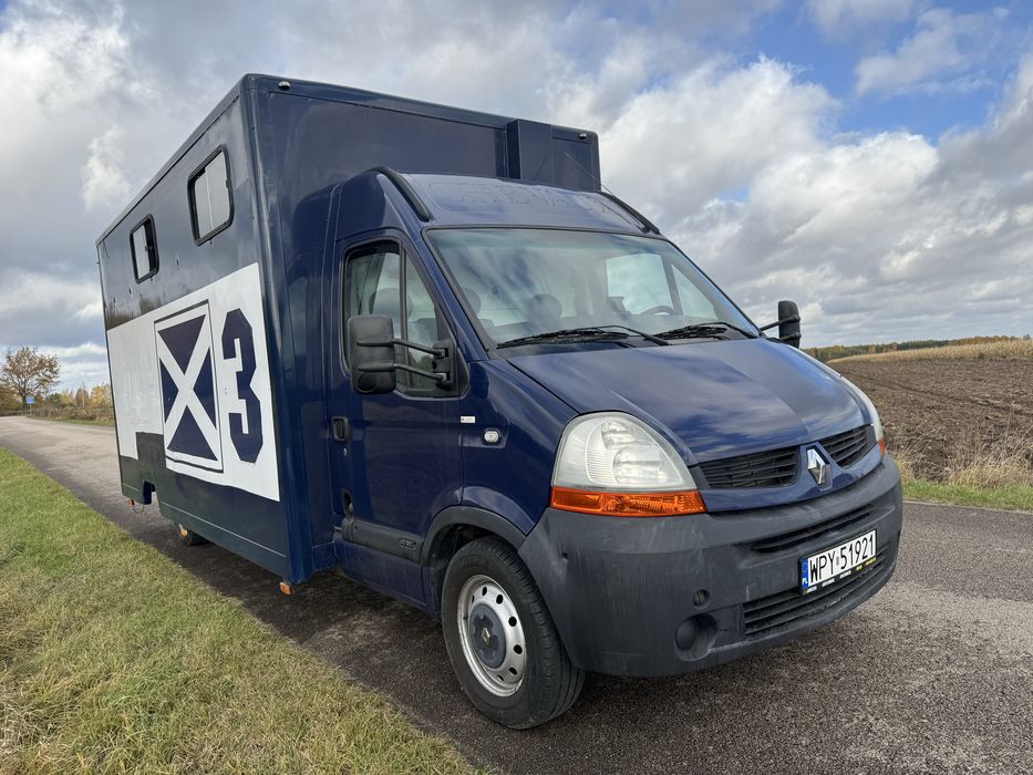 Renault Master 2.5 dCi 120KM Koniowóz do przewozu zwierząt Kontener