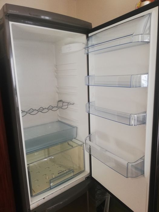 Холодильник elektrolux 2м