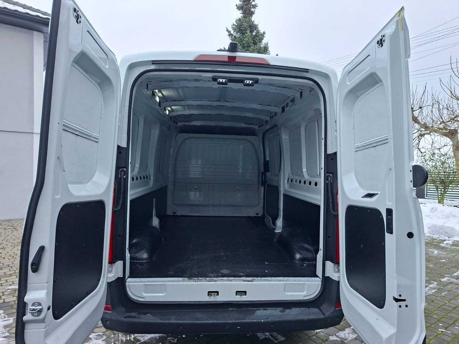 MAXUS DELIVER 9  2.0 Diesel