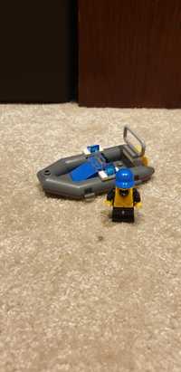 LEGO City 30011 Motorówka policyjna Police Dinghy