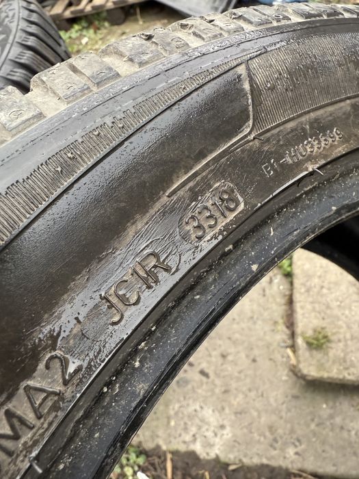 Продам пару 245 45 19 Dunlop SP Winter Sport 3D