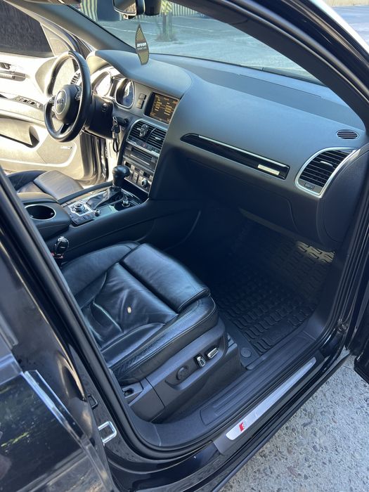 Продам Ауді Q7 3,0 TDI