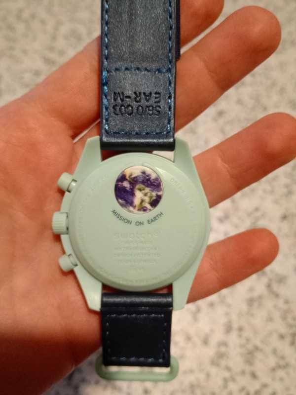 Omega Swatch SO33G100 – Dom w Kosmosie