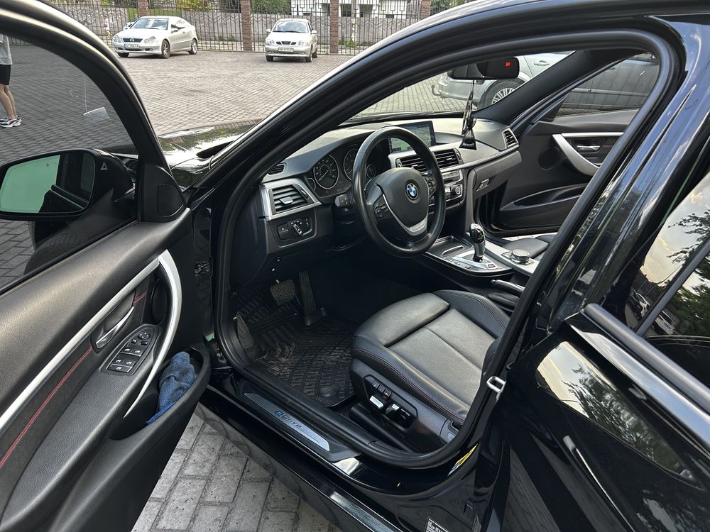 Продам BMW 330e плагин гибрид