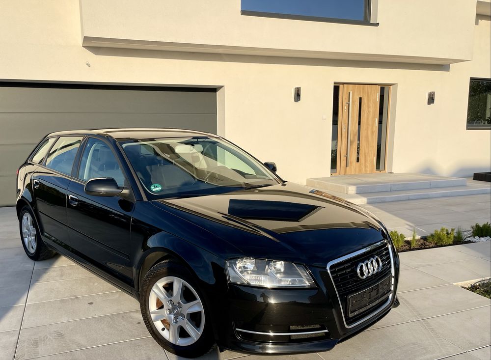 — AUDI    A3  —1.6 BENZYNA  —102KM — 2010–Felgi —