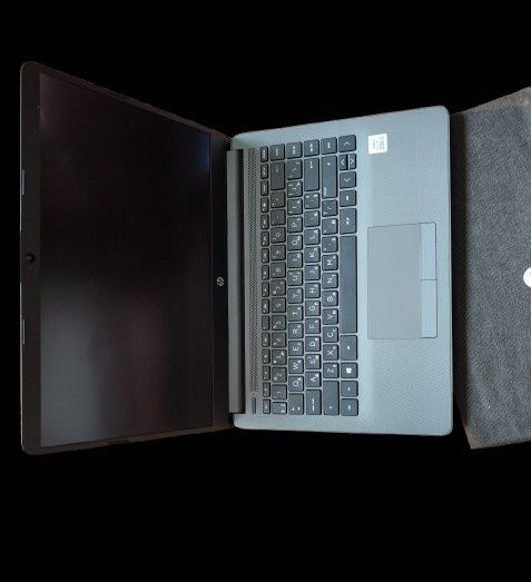 HP Notebook PC – надійний та компактний ноутбук