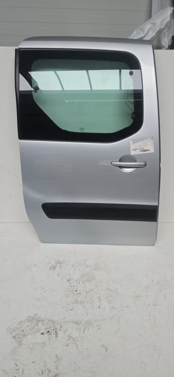 Drzwi przesuwne prawe Citroen Berlingo II Peugeot Partner II boczne