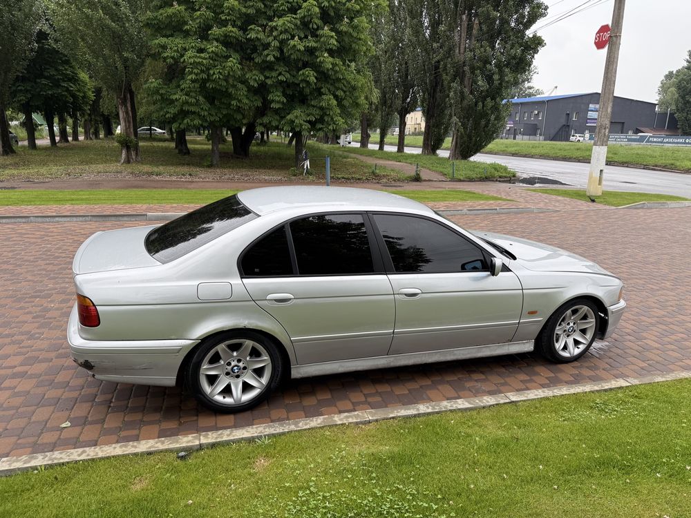 BMW E39 520d 2000