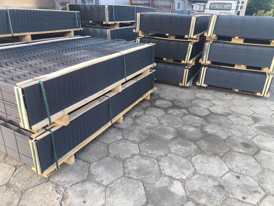 Panel ogrodzeniowy 123 fi 4 + podmurówka Ogrodzenie panelowe 3D grafit