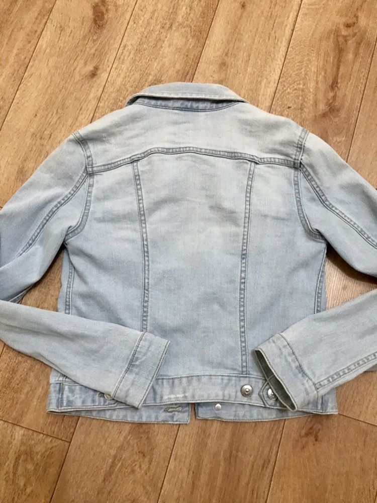 Джинсовая куртка женская  denim