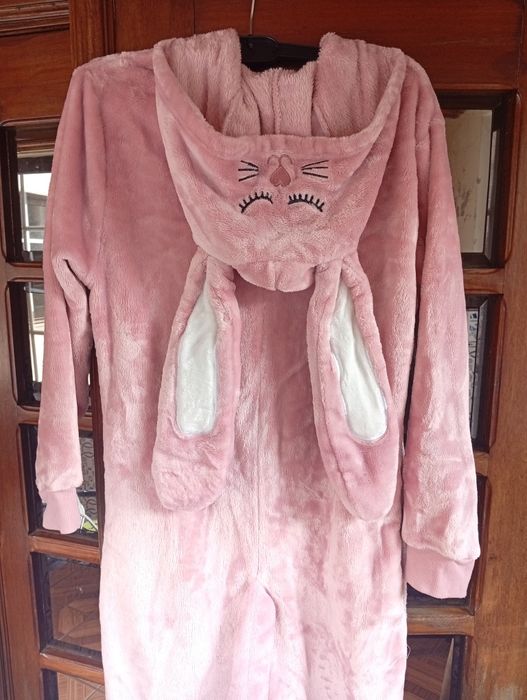 Macacão novo tamanho S 10€