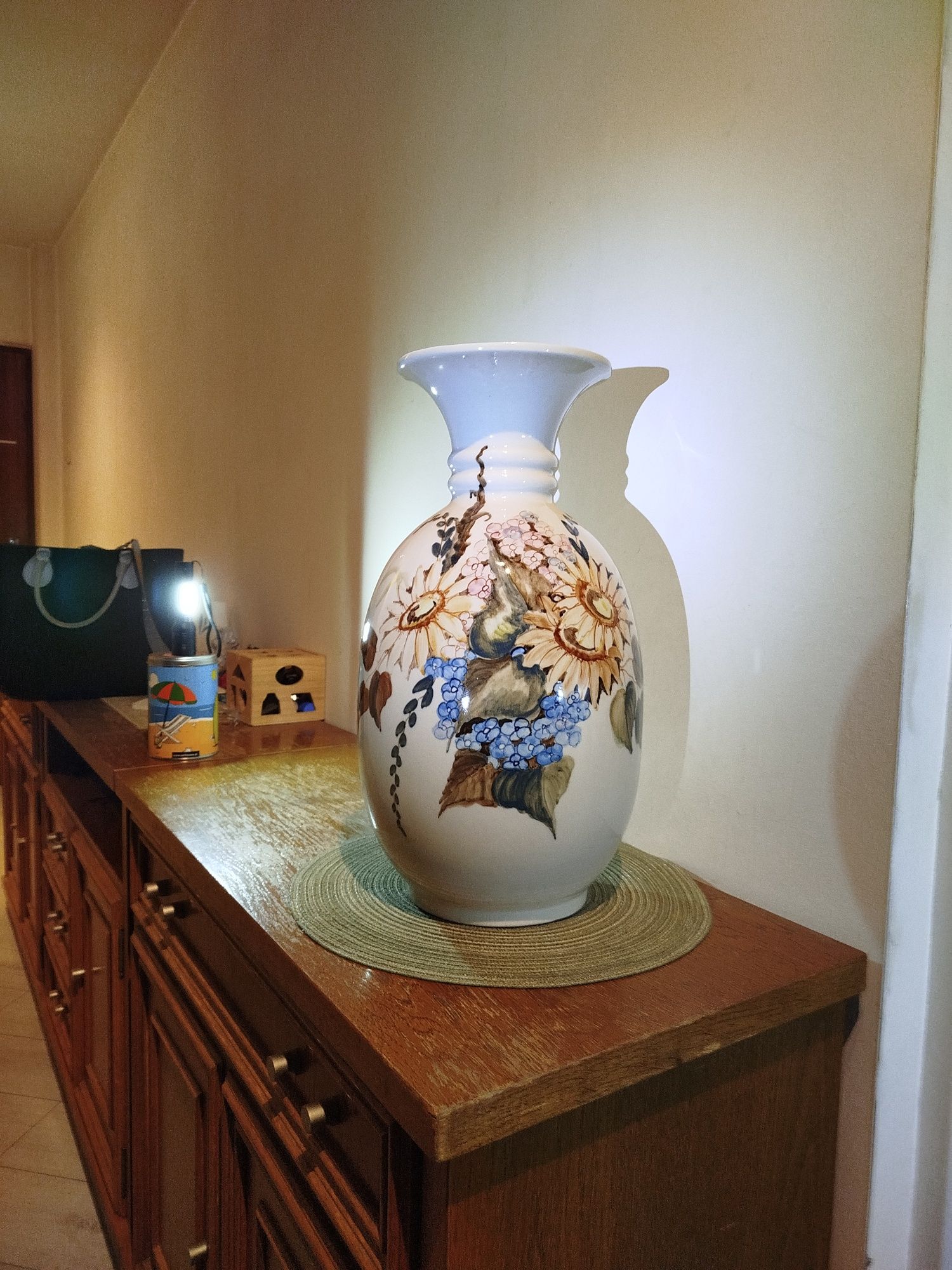 Wazon projektu B. Wolanina 47cm ręcznie malowany