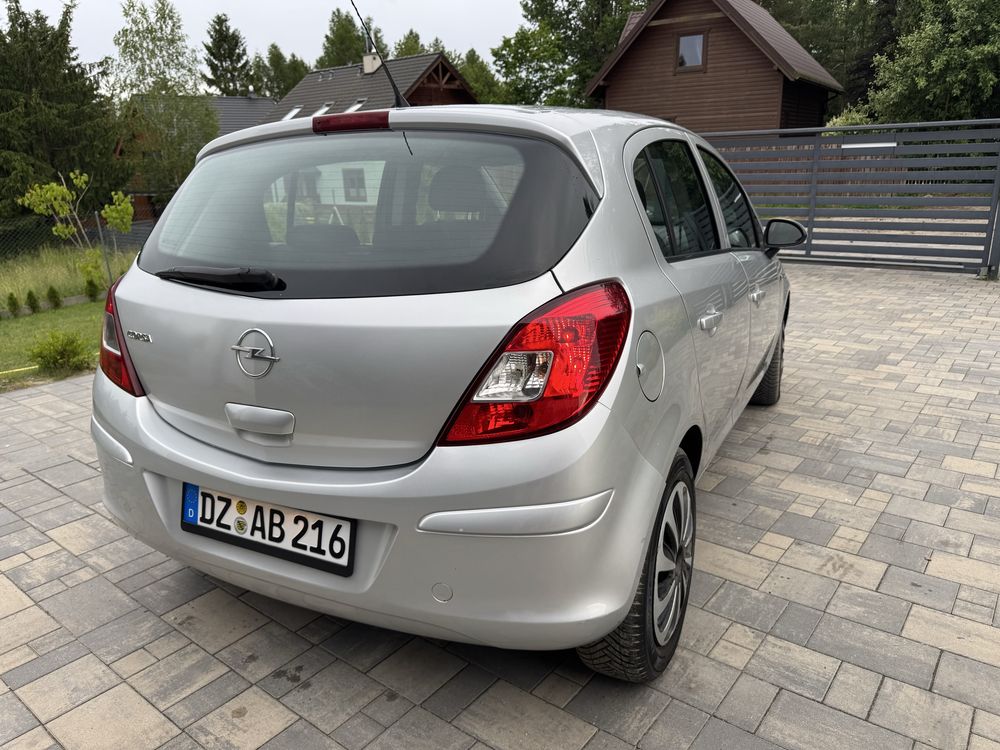 Opel corsa 1.2 Niemiec bardzo ladna