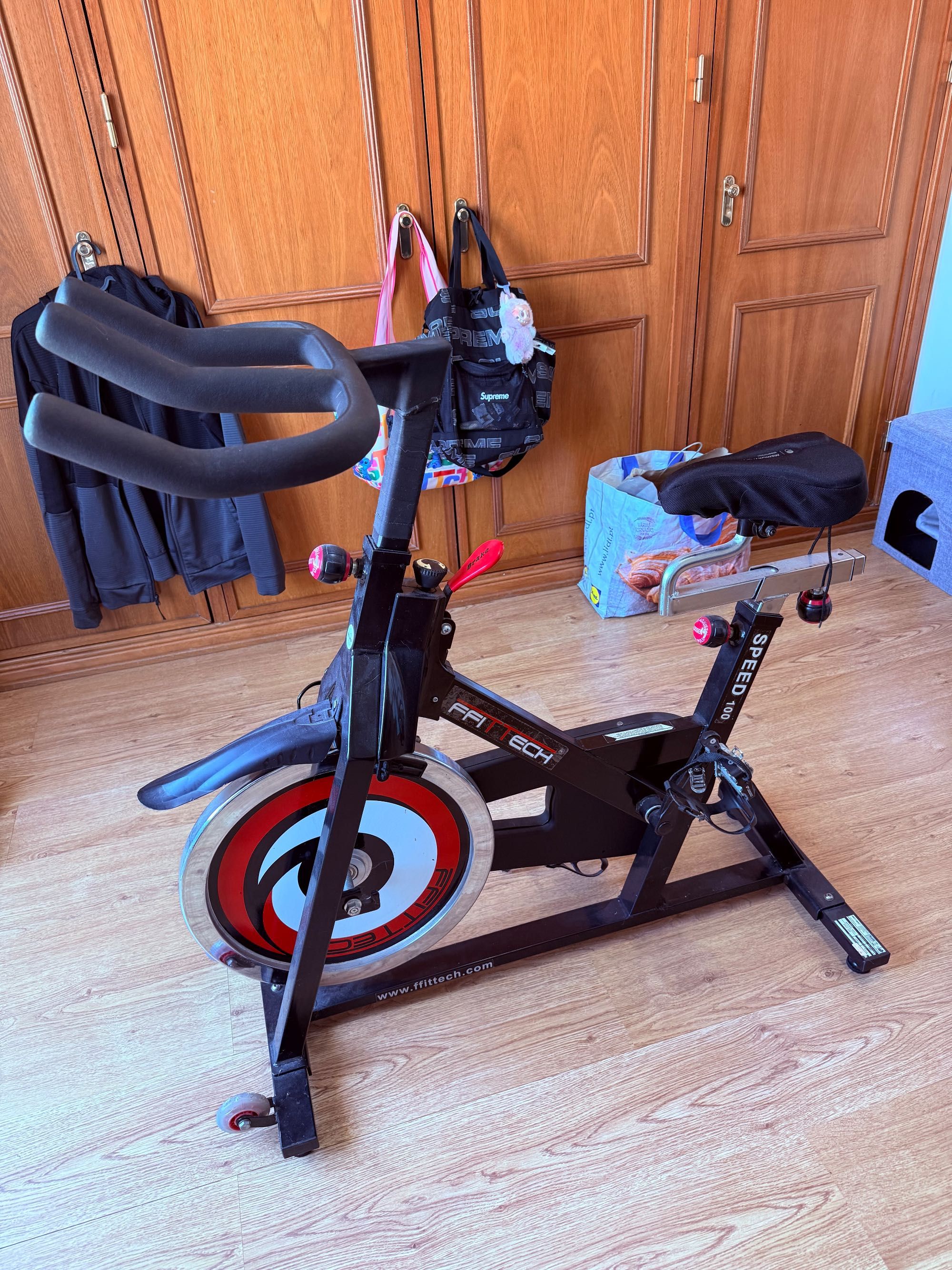 Bicicleta de Spinning Profissional FITTECH SPEED 100 - Ótimo Estado!