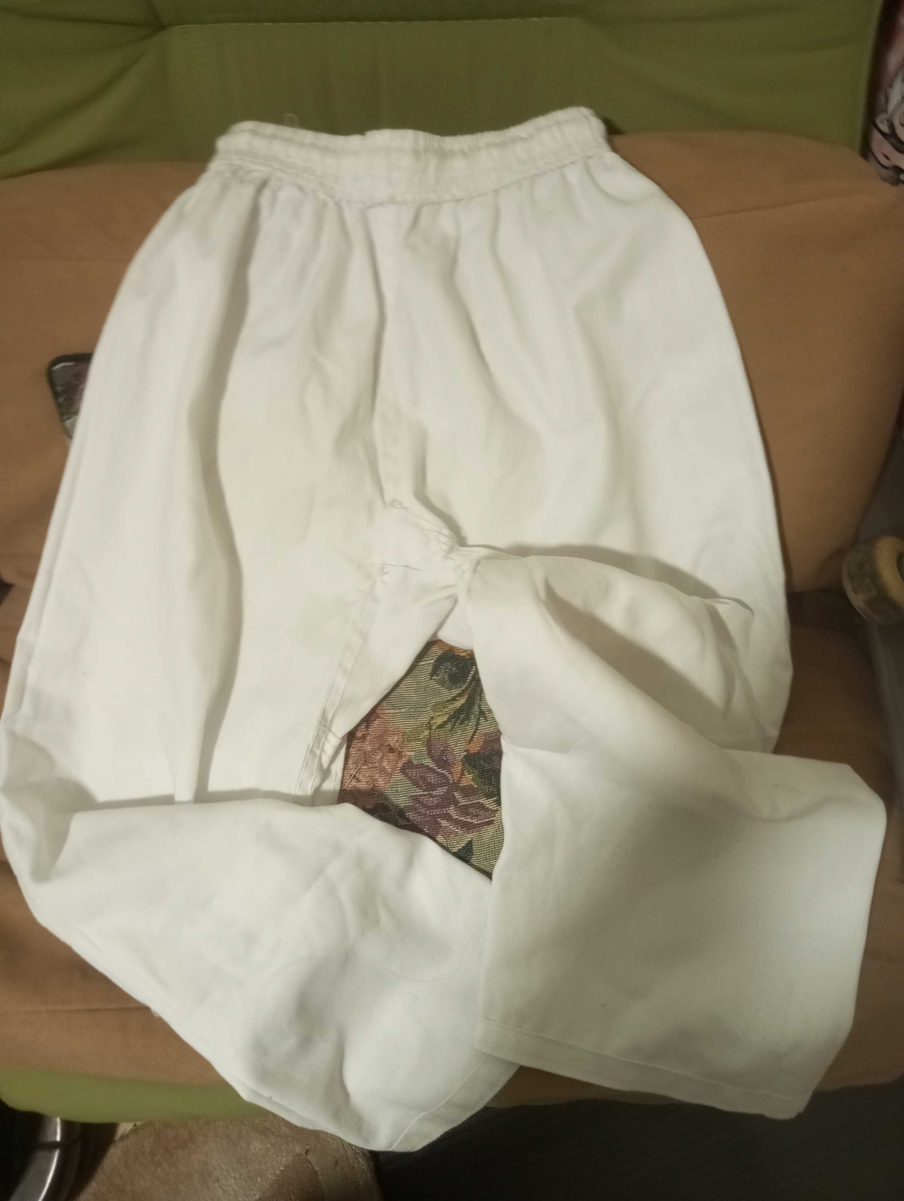 Negociável roupa