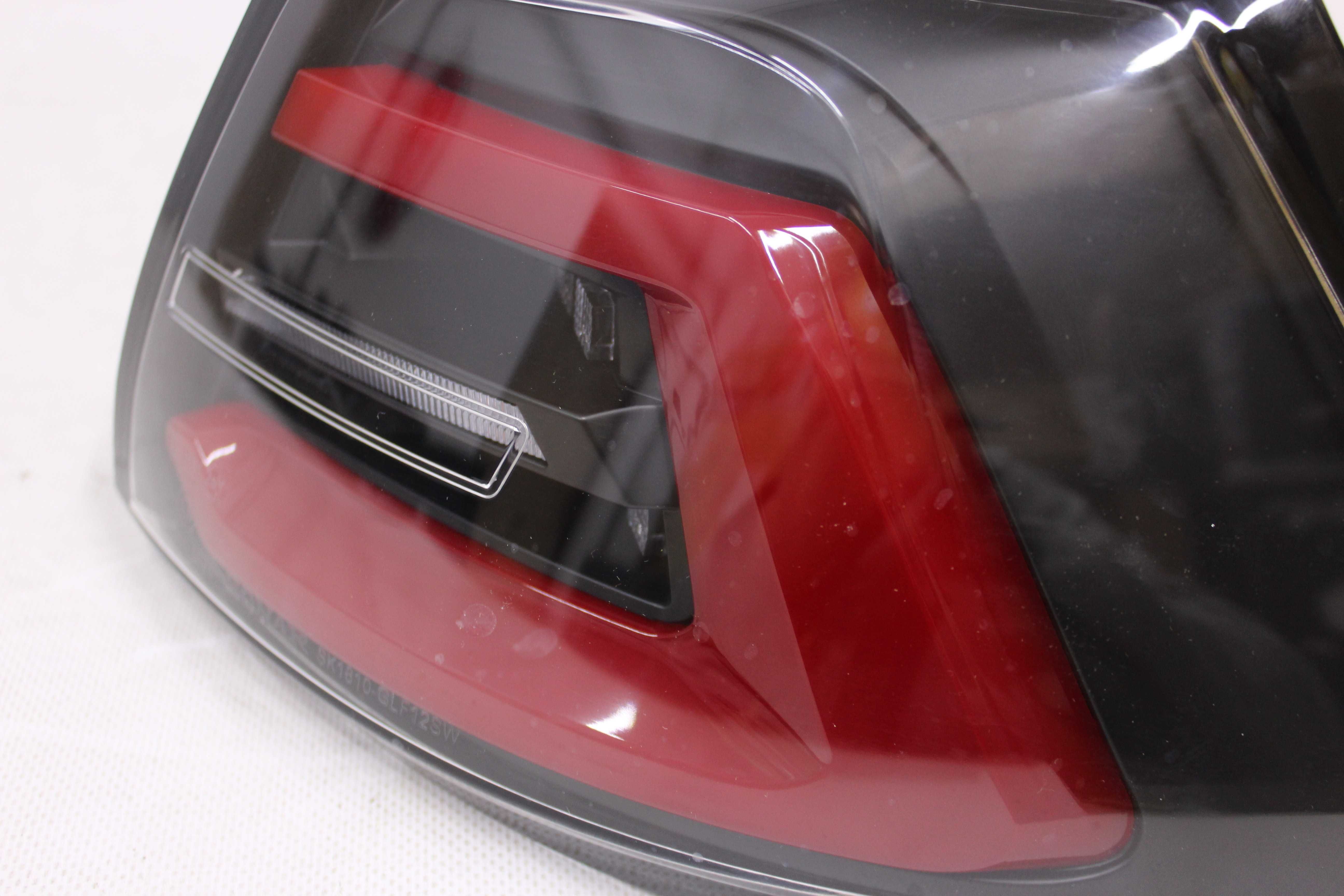 Lampy tył tylne VW GOLF VII 7 13-17 SW KOMBI Dynamic FULL LED BAR NEON