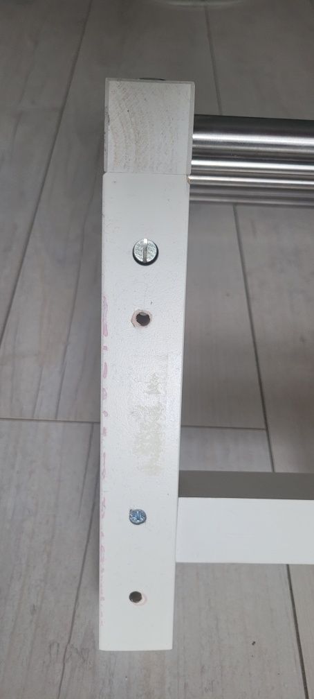 Ikea Tjusig półka wieszak na kapelusze kurtki do przedpokoju