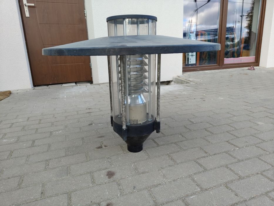 Lampa ogrodowa używka