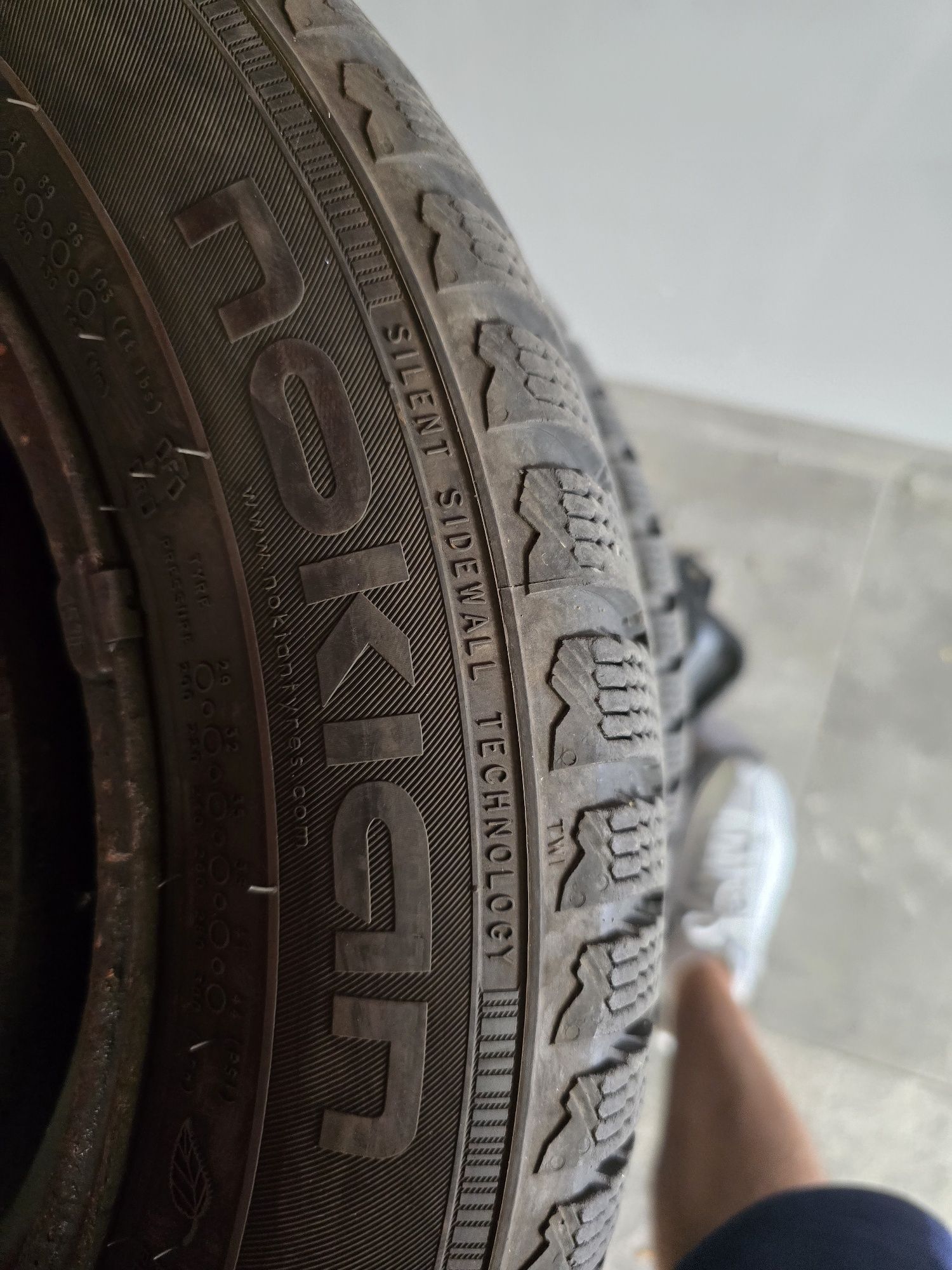 Felgi stalowe 15"opony zimowe Nokian  5x100 Seat ibiza i inne volkswa